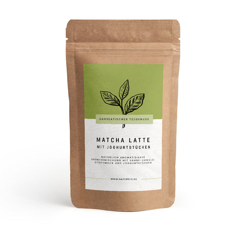 Matcha Latte - mit Joghurtstücken