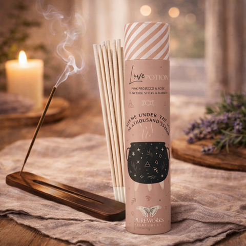 Räucherstäbchen "Love Potion - Pink Prosecco & Rose" - inkl. Räucherstäbchenhalter in Geschenkbox
